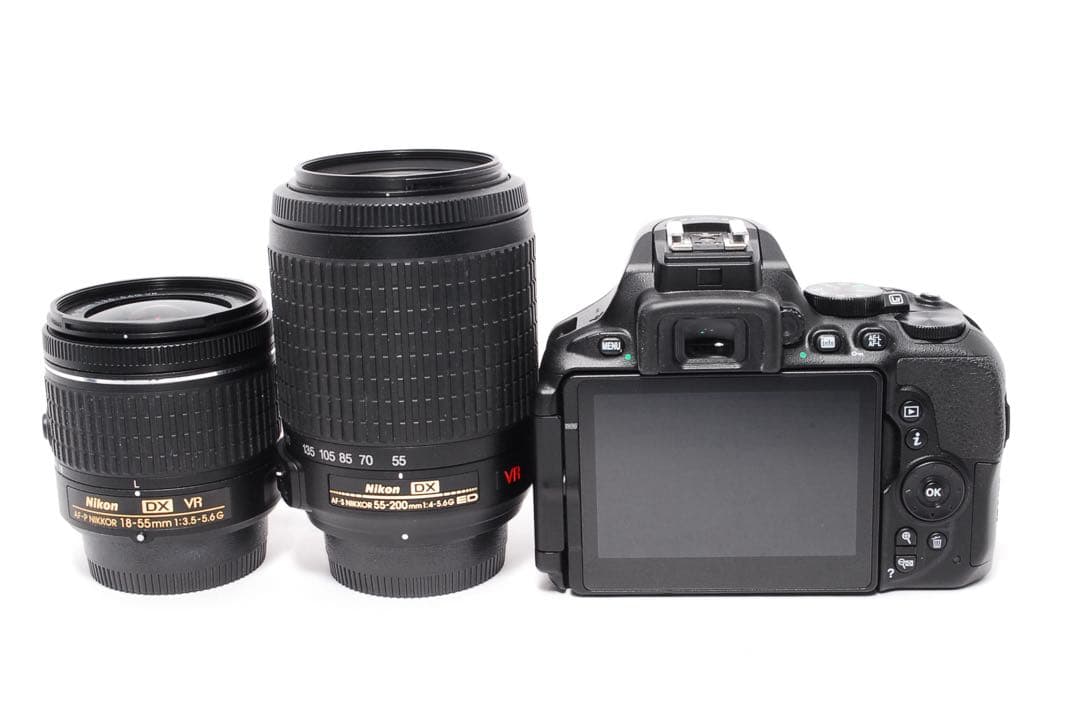 ショット数5710◆Nikon D5600◆一眼レフカメラ◆WiFiで楽々転送◆