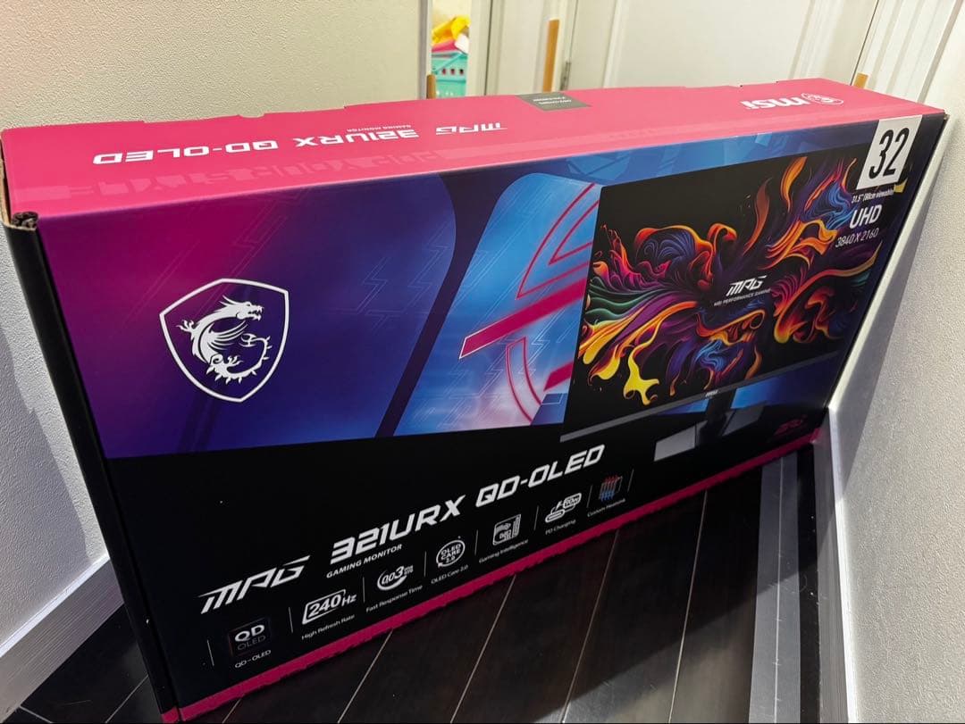 MPG 321URX QD-OLED 4K ゲーミングモニター