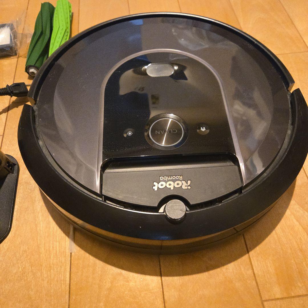iRobot ルンバ i7 （フィルター・ブラシ等消耗品付き）