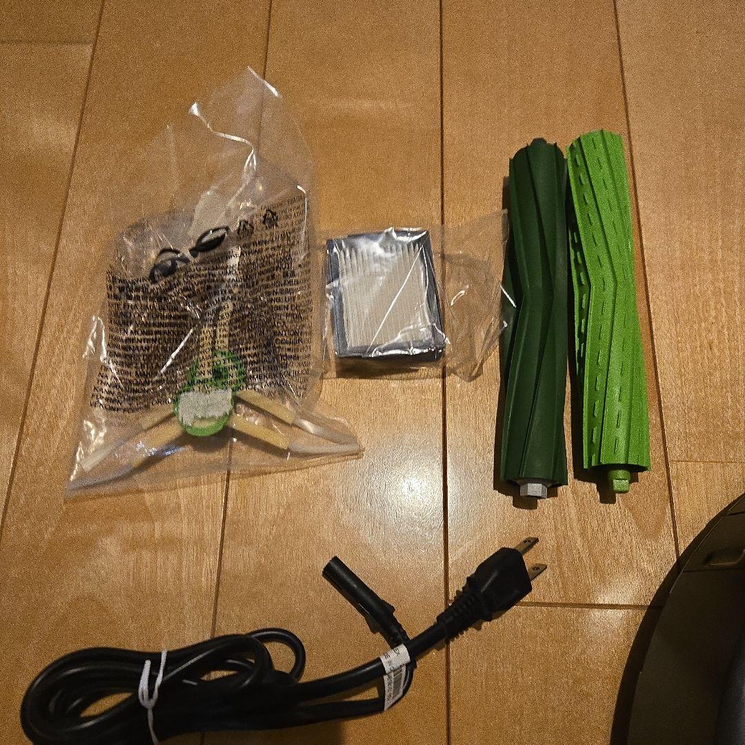 iRobot ルンバ i7 （フィルター・ブラシ等消耗品付き）