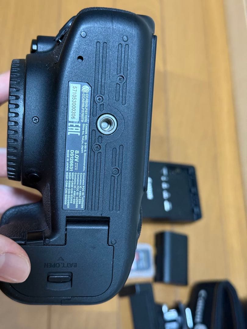 【値下げ中】Canon EOS 6DMark II デジタル一眼レフカメラセット