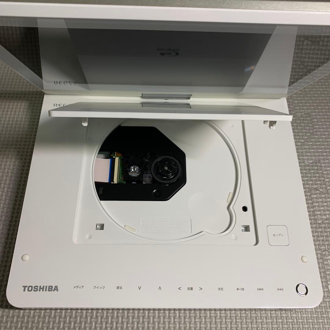 東芝 9型ポータブルBlu-rayプレーヤー　REGZA SD-BP900S