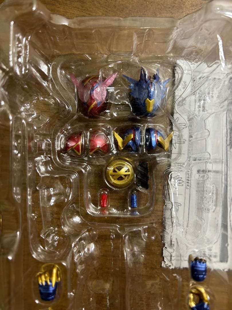 S.H フィギュアーツ　仮面ライダーエボル　 フェーズ1, 2, 3