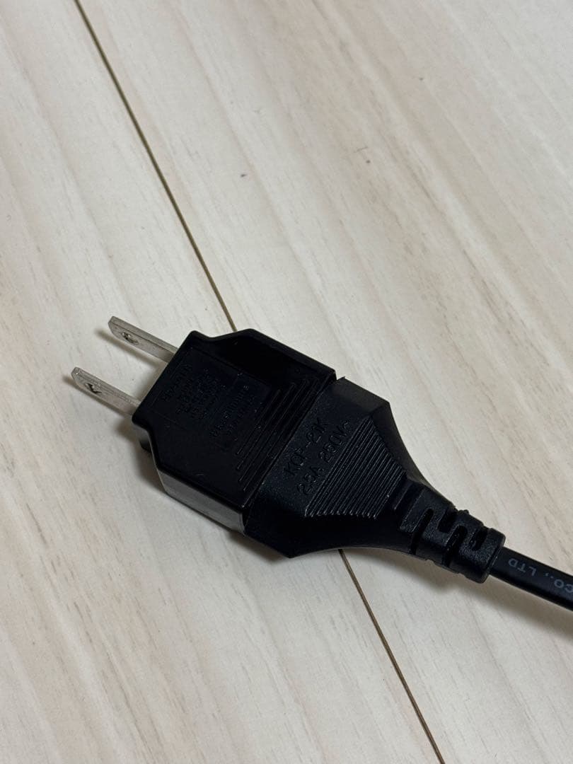 B&O S3 六角形ワイヤレススピーカー