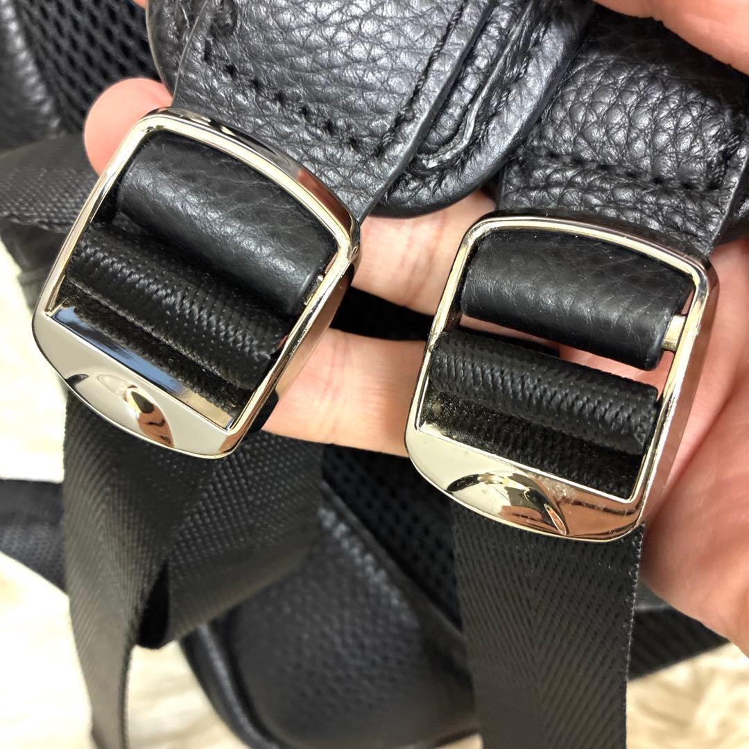 美品 MURA ムラ リュックサック レザー シボ革 肩掛け 黒 A4可 大容量