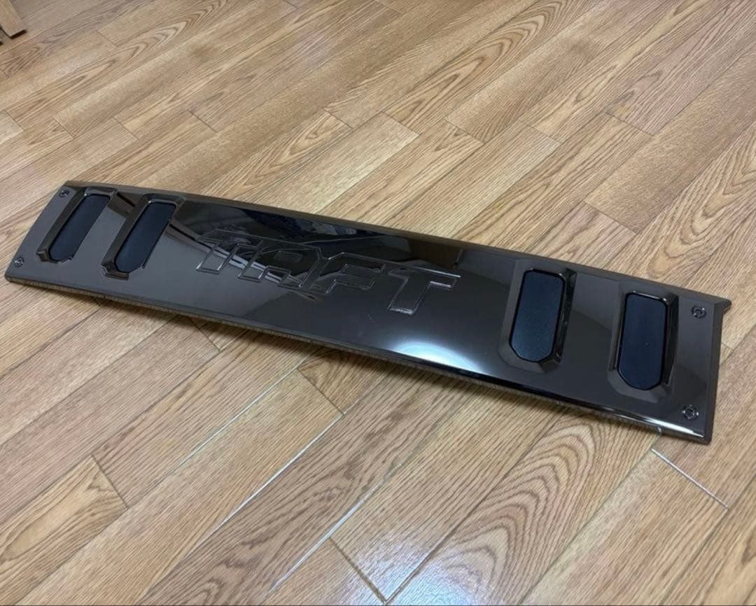 DAIHATSU TAFT 純正グリル、ヘッドライト