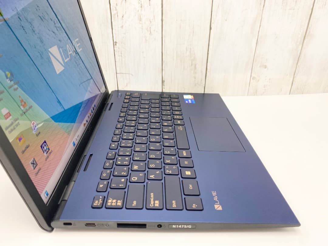Windows11 Core i7-1255U SSD1TB メモリ32GB