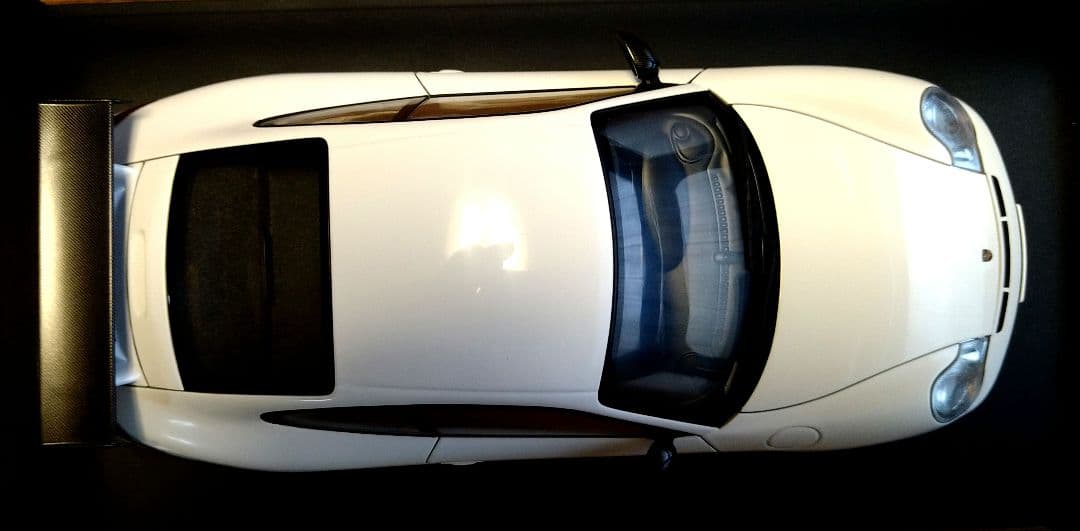 オートアート 1/18 ポルシェ911 GT3RS(996) レッド/ホワイト