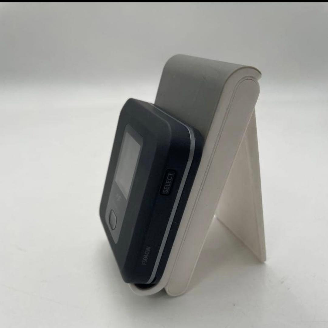 富士ソフト+F FS040W SIMフリー 4G対応 モバイルルーター