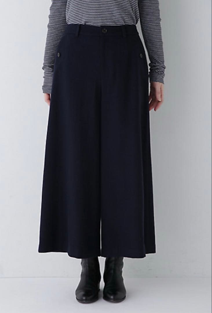 美品！ヒューマンウーマン！セミ梳毛ツイルパンツ