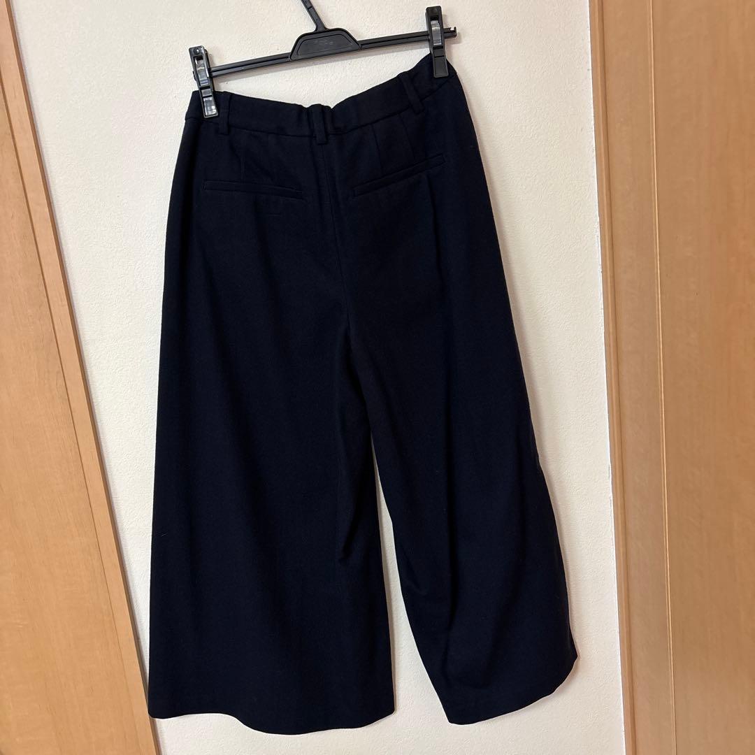 美品！ヒューマンウーマン！セミ梳毛ツイルパンツ