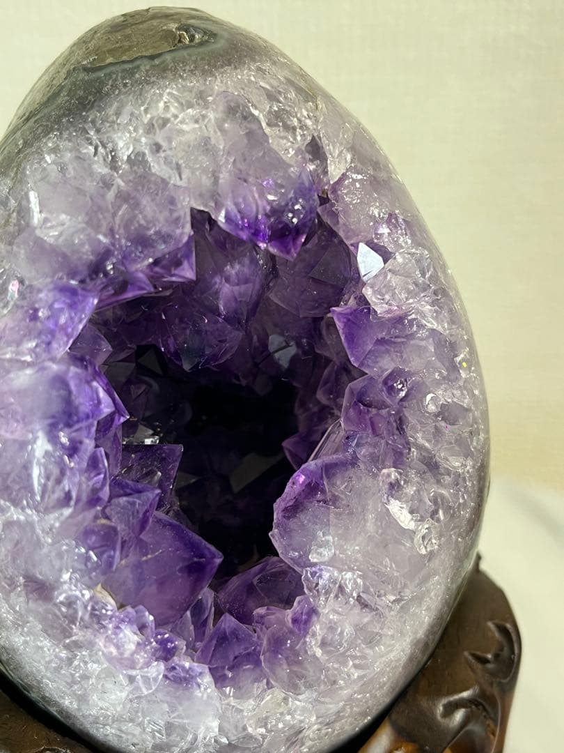 ★高品質★アメジストドーム　紫水晶★卵型置物 木製台座付き