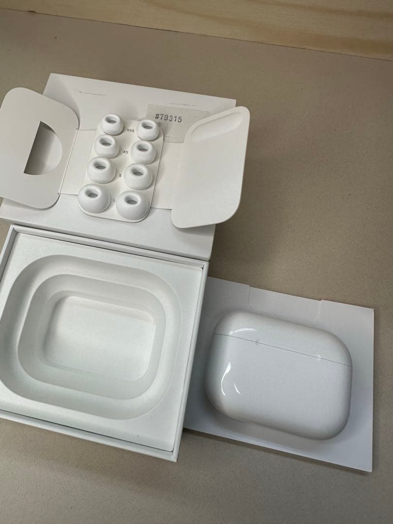 【極美品】AirPods Pro 3 MFHP4J/A V21CD