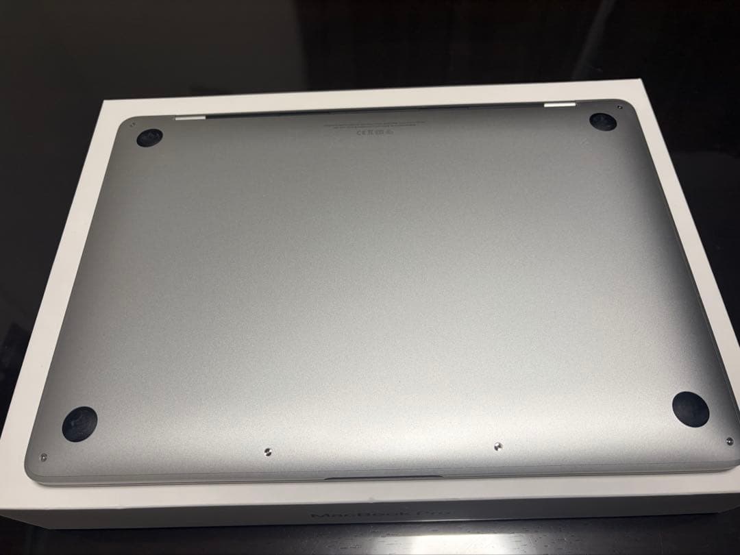 MacBook本体 MacBook Pro M1 16g 256g 2020