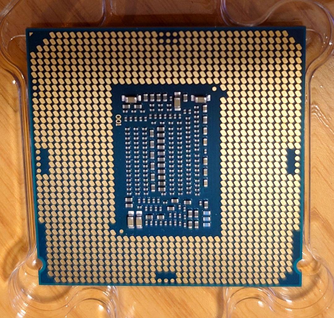 Intel Core i7 8700K 3.70GHz 動作品 CPU