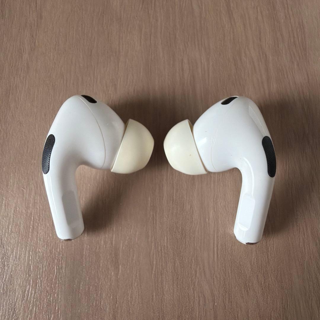 AirPods pro (第2世代) MagSafe充電ケース付き