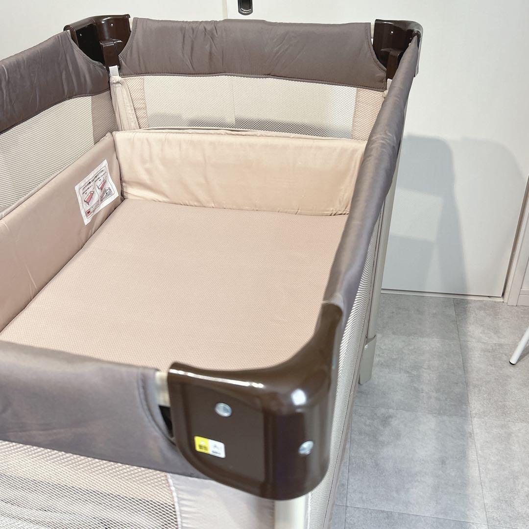 アップリカ ココネルエアー ベビーベッド ココアブラウン