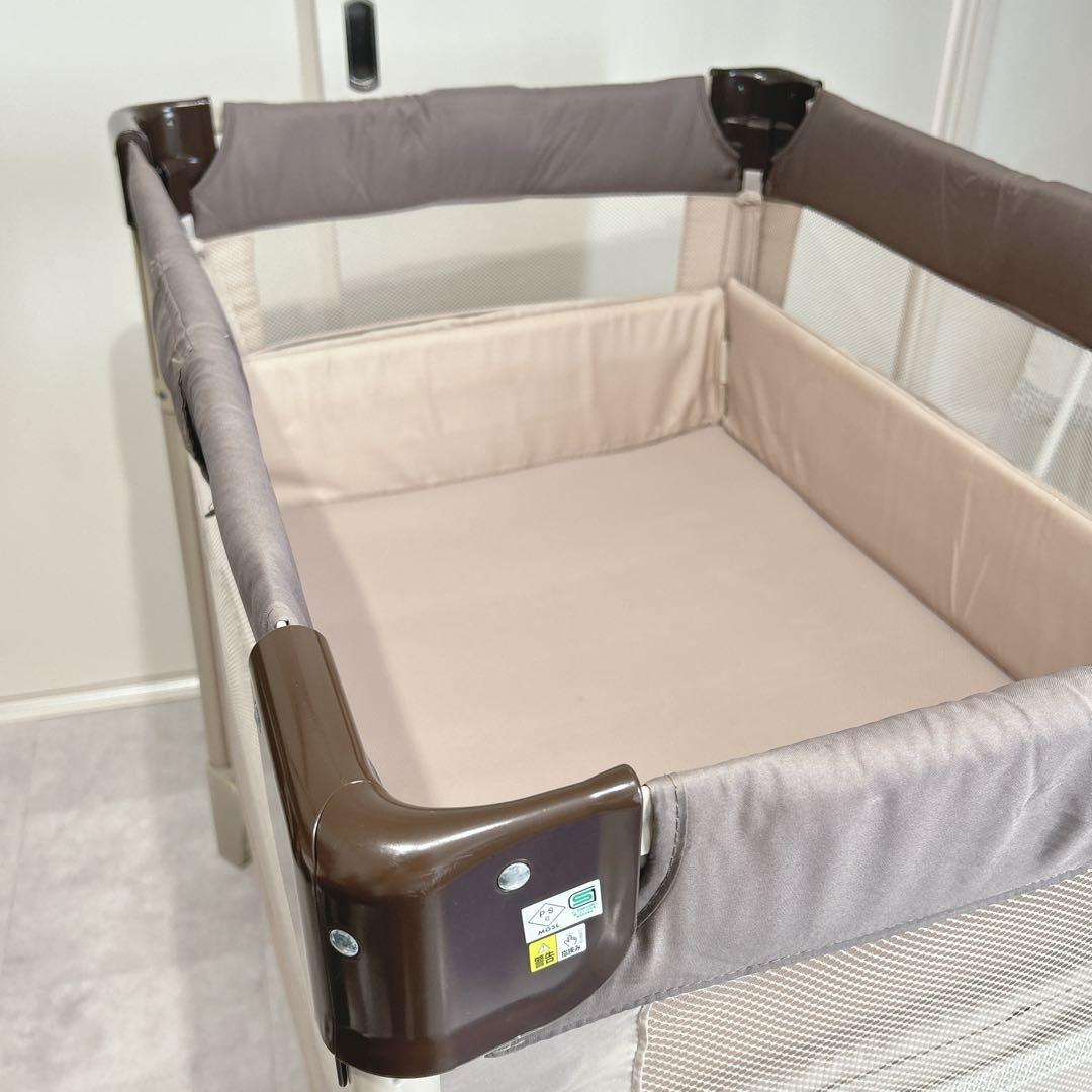 アップリカ ココネルエアー ベビーベッド ココアブラウン