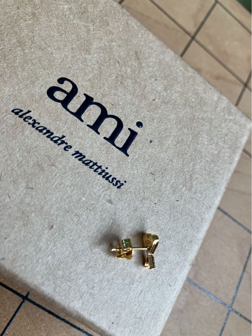 新品箱入りAMI ALEXANDRE MATTIUSSI アミパリス 片耳ピアス