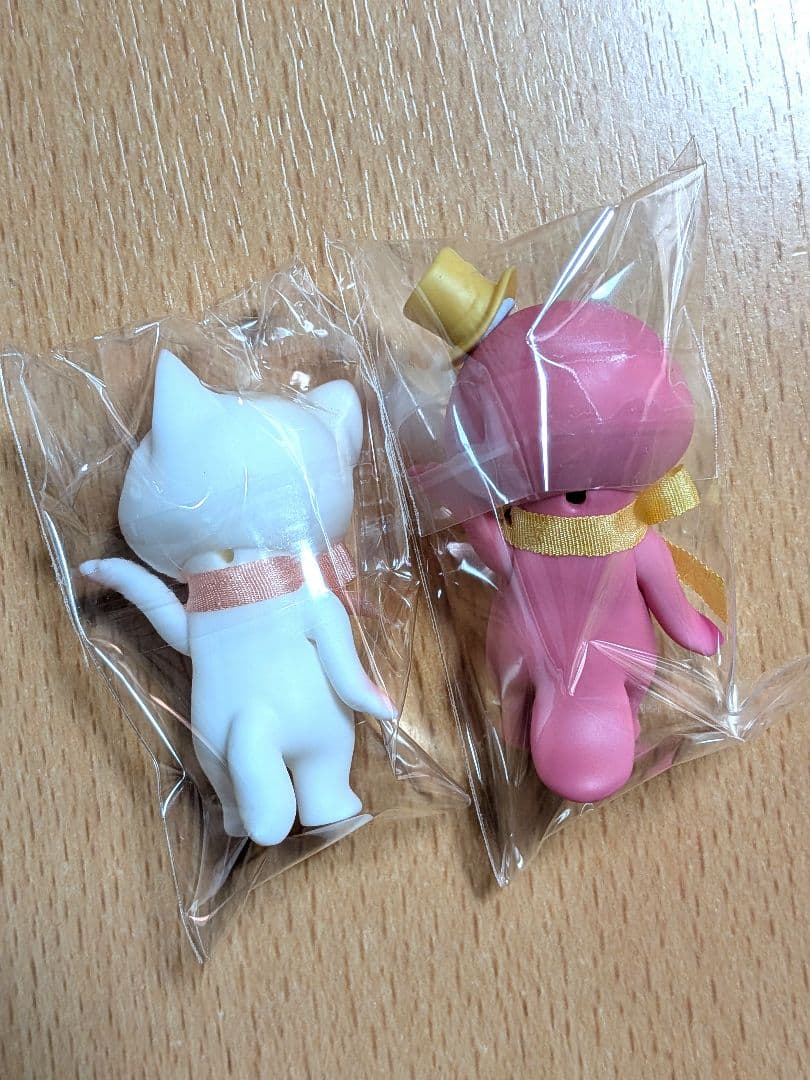 PIPOS 4Chi2x カモノハシ&チェシャ猫 限定版 おまけ付き