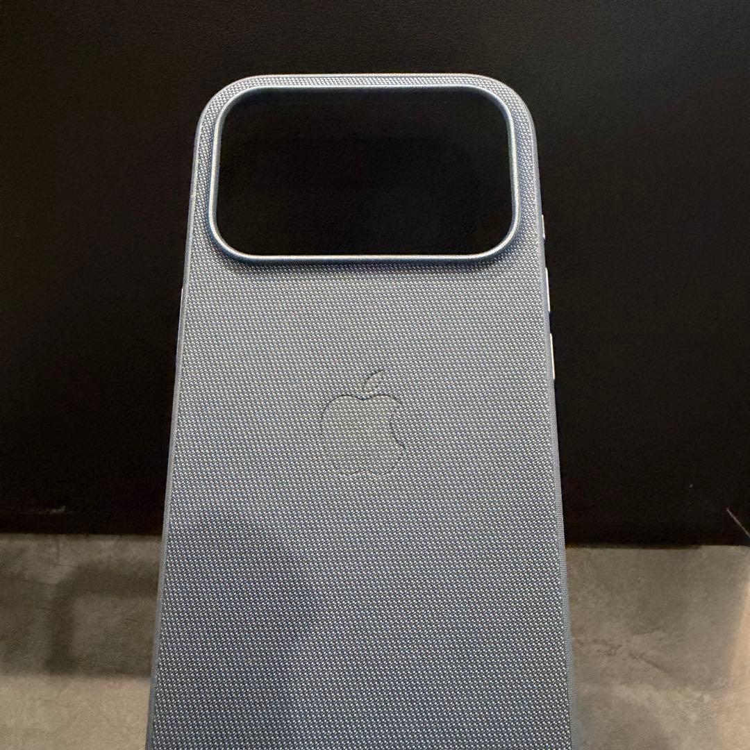 iPhone 17 Pro 用 Tech Woven Case 純正ケース