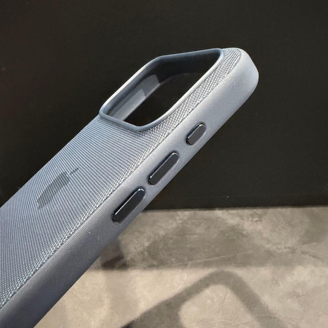 iPhone 17 Pro 用 Tech Woven Case 純正ケース