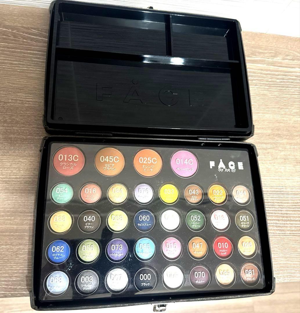 ♦️美品♦️ ワミレス　FÄCE ジ カラーズ 36 アイシャドウパレット