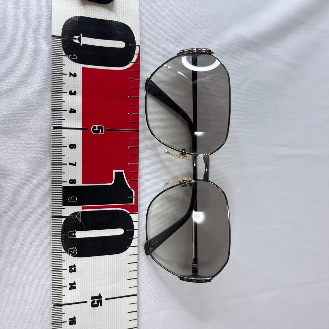 バレンシアガ　オクタゴン型金属フレームサングラス　メンズ　メタルフレーム