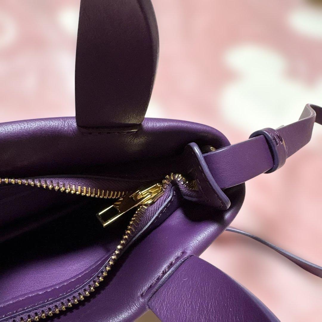 Acne Studiosムスビレザーハンドバッグ