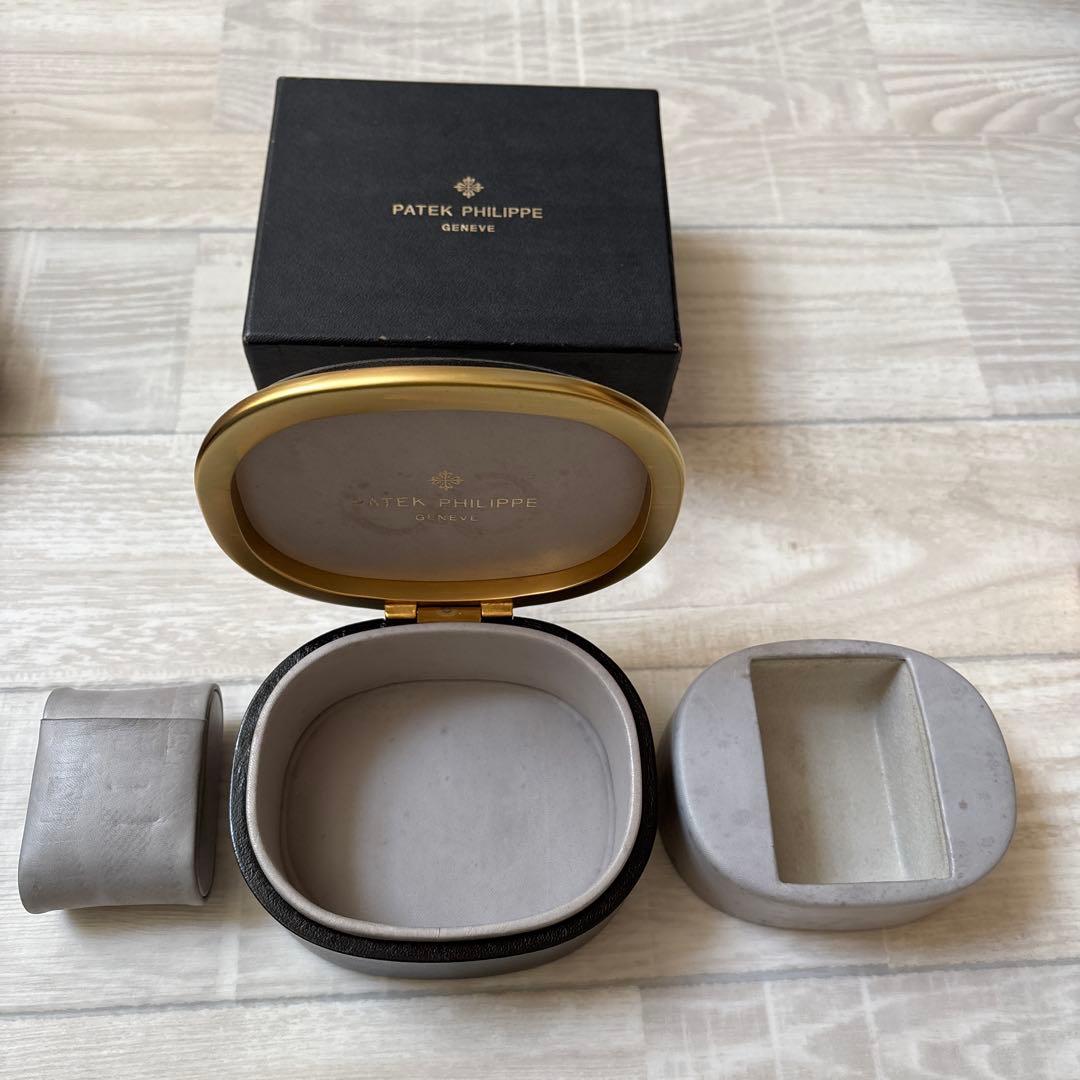 【パテックフィリップ　時計空ケース　アクセサリーケース】【レア物】
