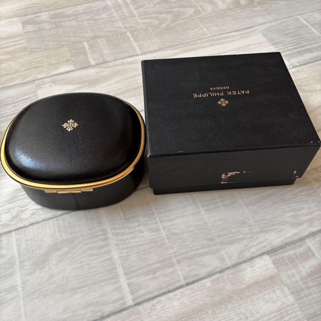 【パテックフィリップ　時計空ケース　アクセサリーケース】【レア物】