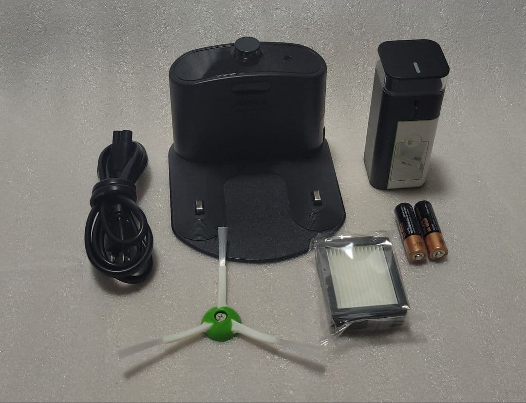 ロボット Irobot Roomba i3 掃除機 ブラック 充電ドック付き