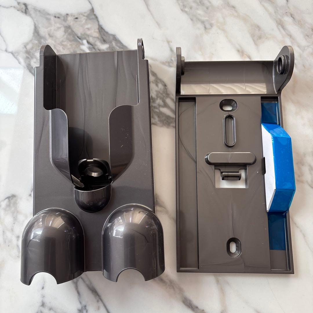 ダイソンＳＶ18 digital slim コードレスクリーナー