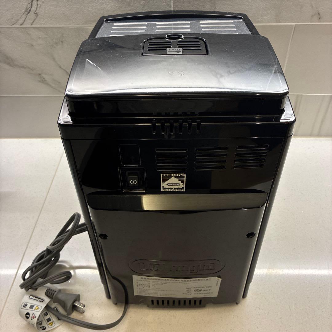 デロンギマグニフィカS コンパクト全自動コーヒーマシン ECAM23120BN