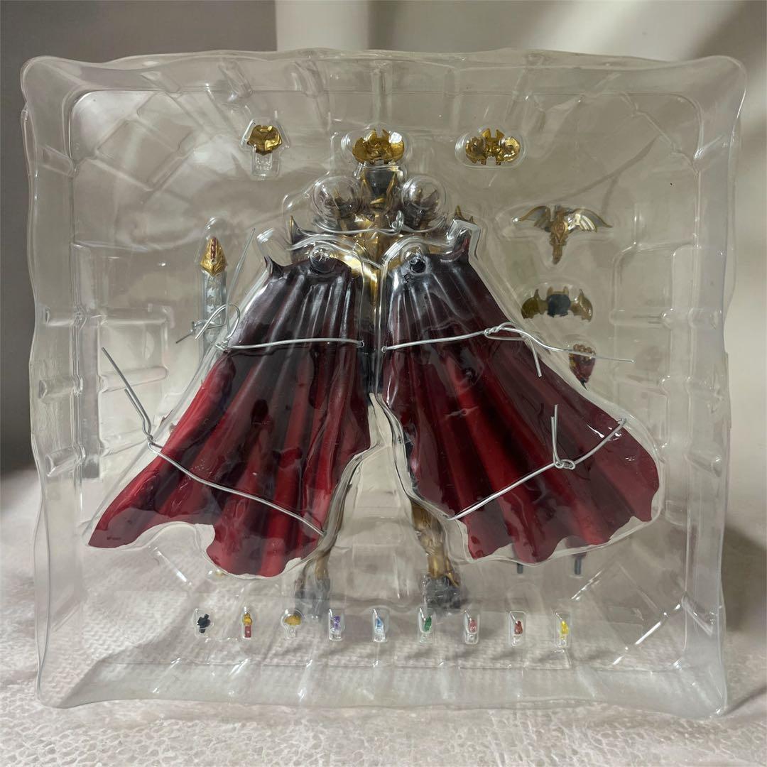 S.I.C 仮面ライダーキバ　エンペラーフォーム　フィギュア 未使用