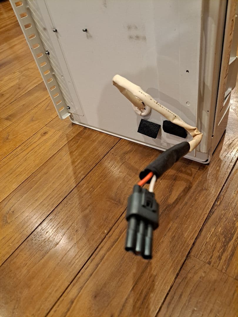 バス乾燥-暖房。換気システム 形名 V-241BK5-RN