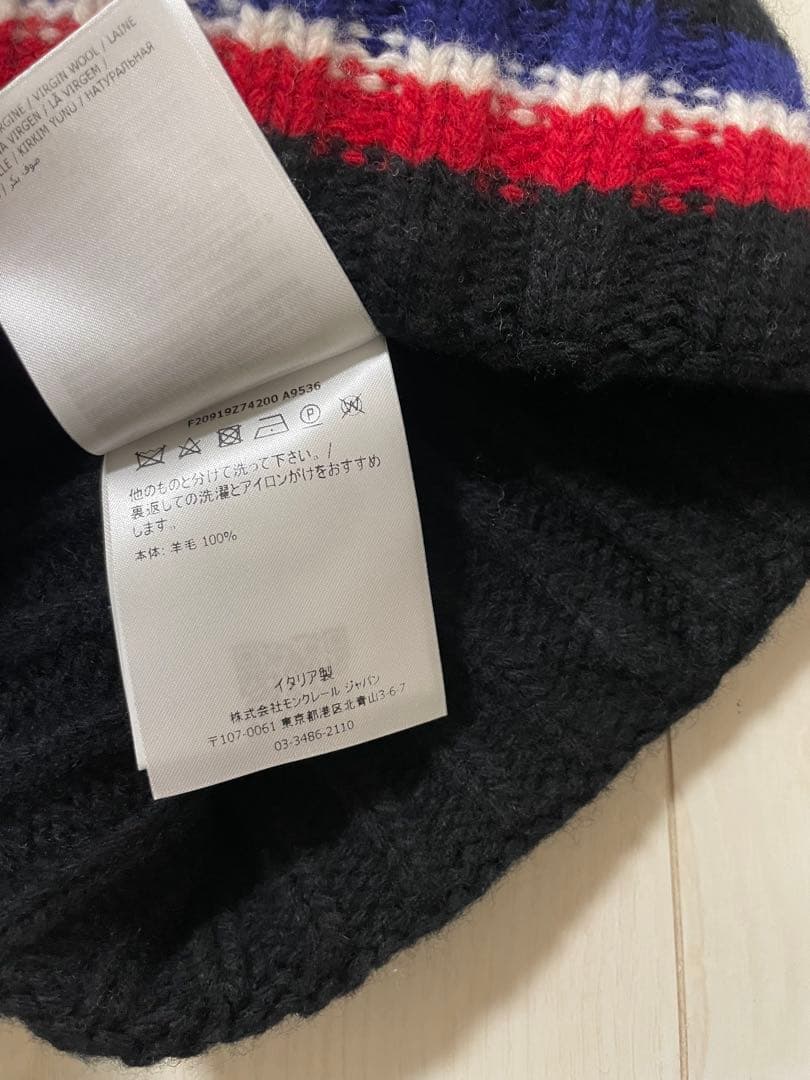 MONCLER ニット帽 黒 赤 青 ビーニー　ユニセックス　ベレットトリコット