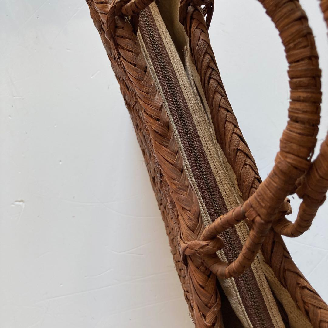 国産山葡萄　手作り　かごバッグ　網代編み　ファスナー内布付