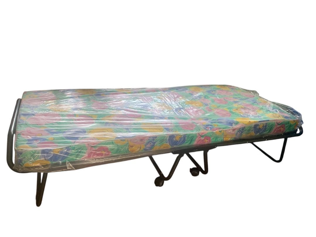 イタリア製 折りたたみベッド「天使の眠り」