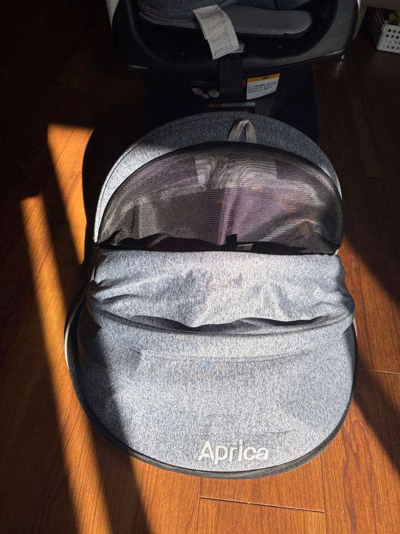 【お値下げ】アップリカ クルリラ チャイルドシート　ISOFIX