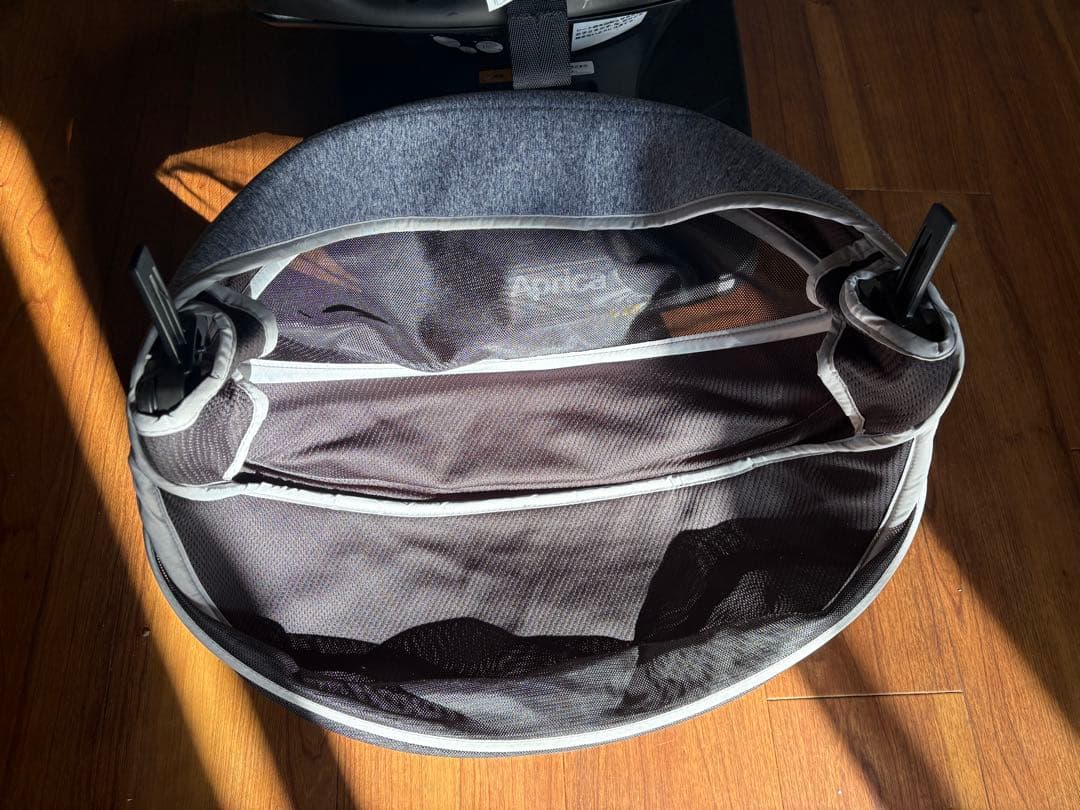 【お値下げ】アップリカ クルリラ チャイルドシート　ISOFIX