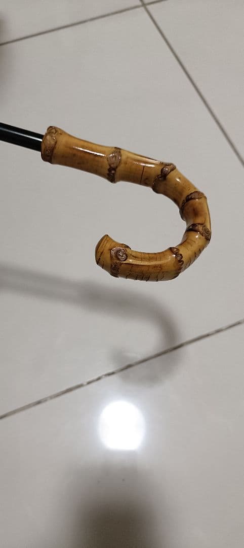 サンバリア100　折りたたみ日傘 　ブラック　フリルがエレガント