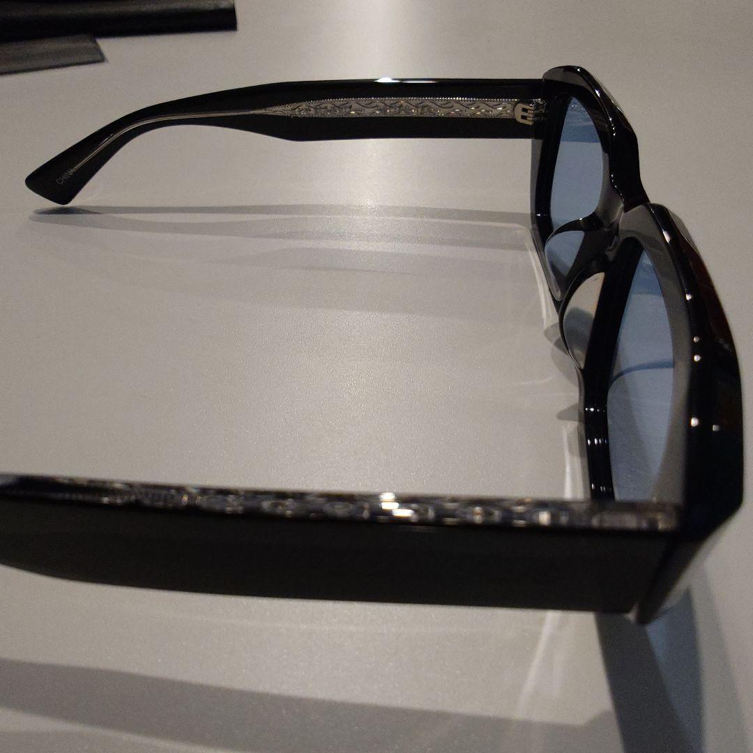 最終値下　新品未使用品　BLACK FLYS サングラス