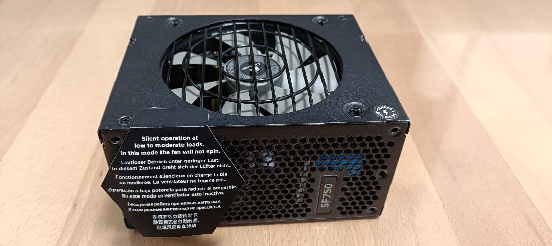 ミ*ノ様 Corsair SF750 SFX 電源ユニット 750w プラチナ認