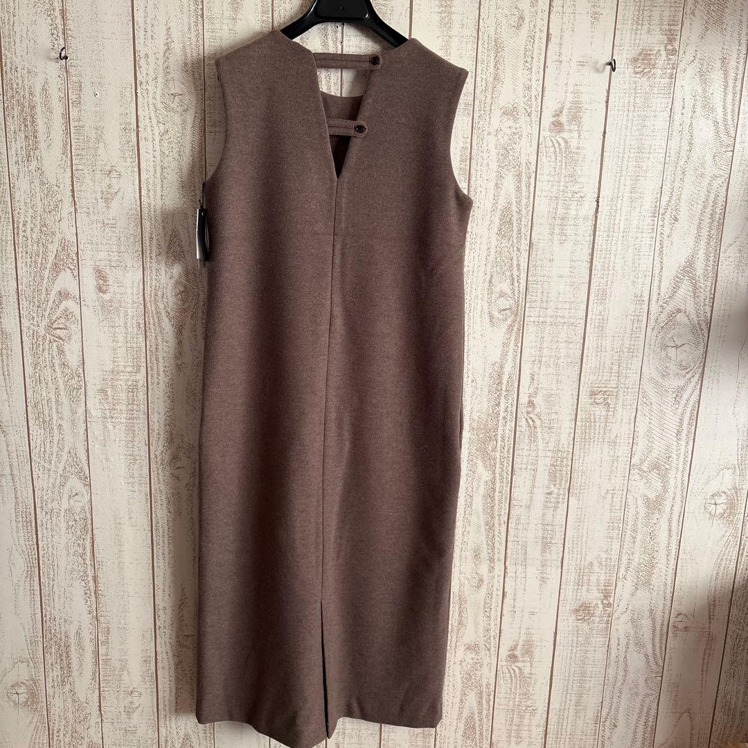 新品　aga 定価¥1万9000円　ロングニットワンピース　スコットクラブ