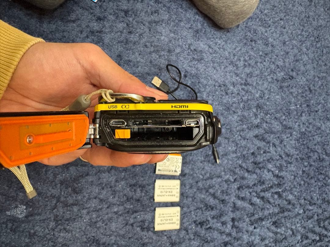 デジタルカメラ FUJIFILM finepix xp80