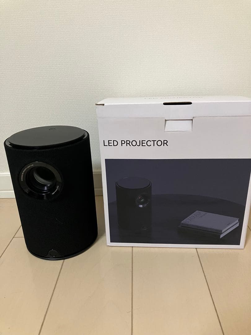 新品 NX-1 プロジェクター 黒 4K対応 軽量モデル