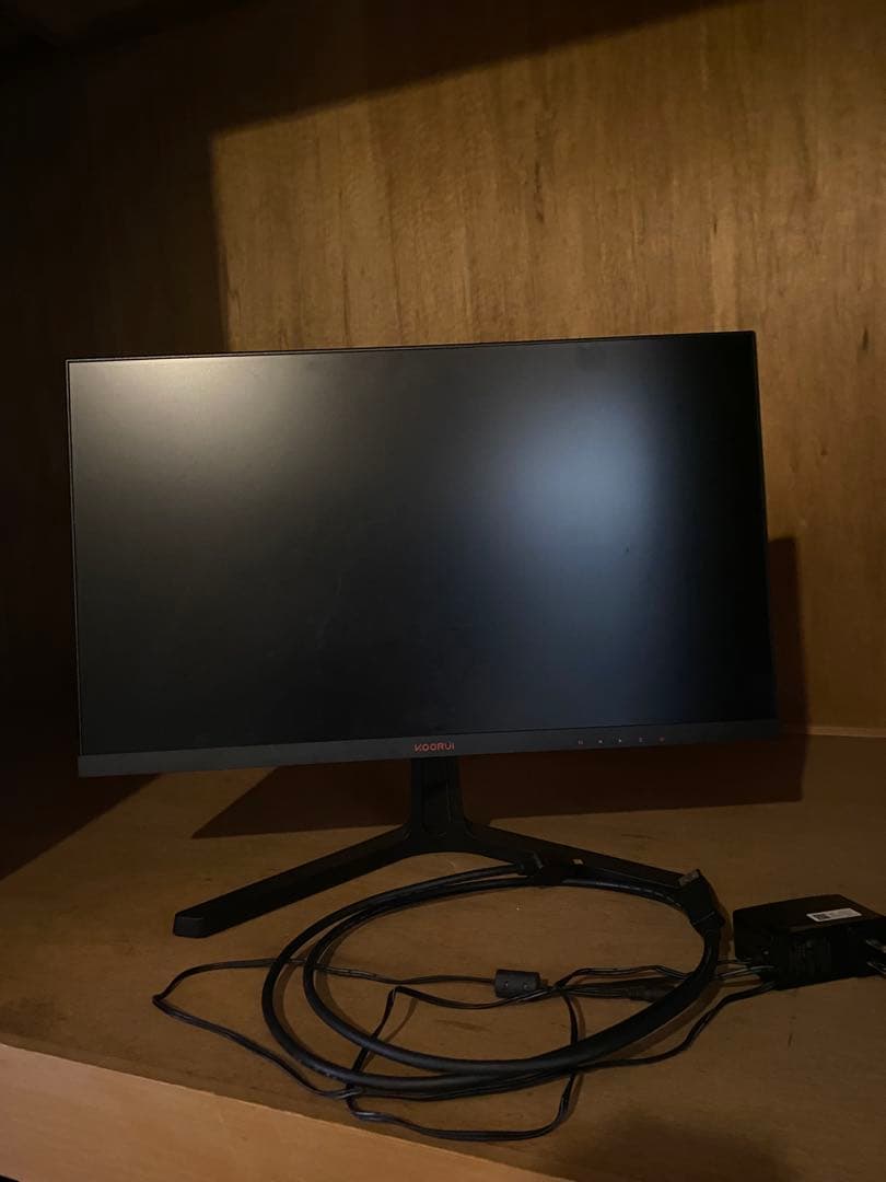 KOORUI ゲーミングモニター　165hz 24E4