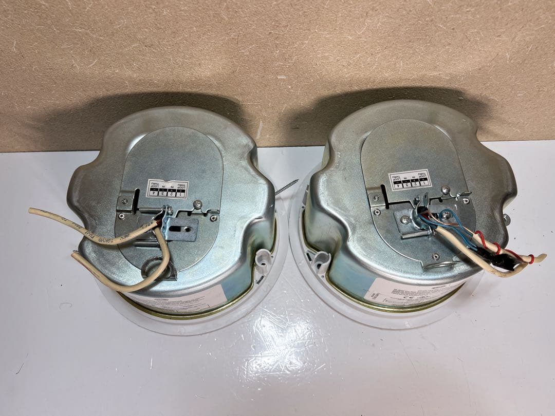 REAW コマーシャル CIS300 天井モニター