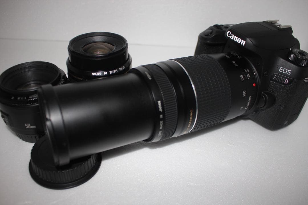 ☆キャノンCanon EOS 9000D 標準&望遠&単焦点トリプルレンズセット